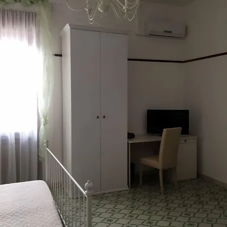 Glem Bed and Breakfast 3*