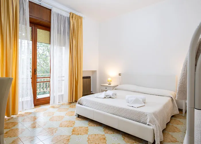 Glem فندق مبيت وإفطار 3*