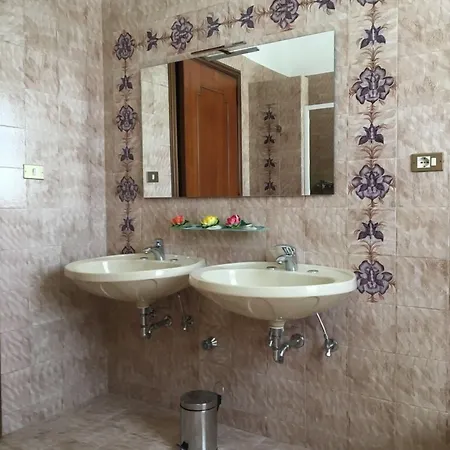 Glem 3* راكالي